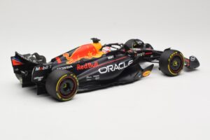 Oracle Red Bull Racing RB19 #1 M. Verstappen Winner Italian GP 2023 Minichamps 1:18 110231501 Metāls — attēls 2 no 6