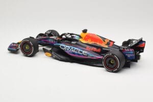Oracle Red Bull Racing RB19 #1 M. Verstappen Winner Miami GP 2023 Minichamps 1:18 110230501 Metāls — attēls 5 no 6