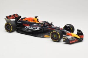 Red Bull Racing RB20 #1 M. Verstappen Winner China GP 2024 Minichamps 1:18 110240501 Metāls — attēls 4 no 6