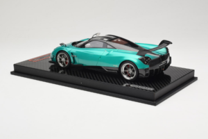 Pagani Huayra BC Green Metallic Yy Model 1:18 REMC020 Sveķi — attēls 5 no 7