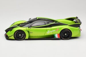 Pagani Huayra R Zaļš LCD 1:18 LCD18012-GR Metāls — attēls 4 no 8