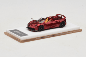 Pagani Huayra Roadster Tricolore Sarkans Henson & Heaven 1:64 PHRTR01 Metāls — attēls 2 no 7