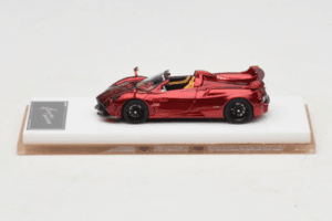 Pagani Huayra Roadster Tricolore Sarkans Henson & Heaven 1:64 PHRTR01 Metāls