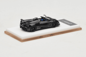 Pagani Huayra Tricolore Roadster Exposed Carbon Henson & Heaven 1:64 PHREC01 Metāls — attēls 3 no 7