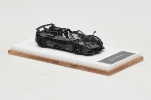 Pagani Huayra Tricolore Roadster Exposed Carbon Henson & Heaven 1:64 PHREC01 Metāls — attēls 4 no 7