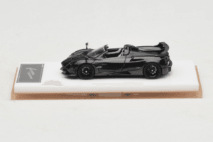 Pagani Huayra Tricolore Roadster Exposed Carbon Henson & Heaven 1:64 PHREC01 Metāls