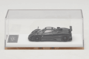 Pagani Zonda Tricolore Exposed Carbon Henson & Heaven 1:64 PZTEC01 Metāls — attēls 6 no 7