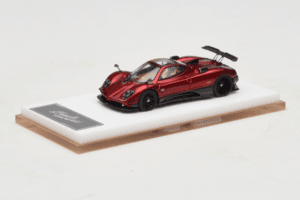 Pagani Zonda Tricolore Sarkans Henson & Heaven 1:64 PZTR01 Metāls — attēls 2 no 7