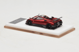 Pagani Zonda Tricolore Sarkans Henson & Heaven 1:64 PZTR01 Metāls — attēls 5 no 7