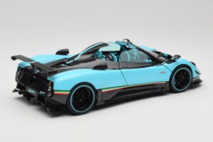 Pagani Zonda Uno Carbon Gaiši Zils Almost Real 1:18 850630001 Metāls — attēls 3 no 8