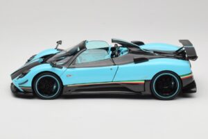 Pagani Zonda Uno Carbon Gaiši Zils Almost Real 1:18 850630001 Metāls — attēls 4 no 8
