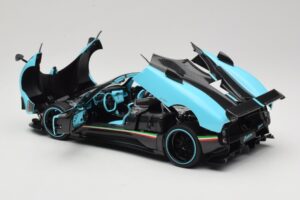 Pagani Zonda Uno Carbon Gaiši Zils Almost Real 1:18 850630001 Metāls — attēls 5 no 8