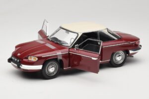 Panhard 24 CT Sarkans Solido 1:18 1832500 Metāls — attēls 2 no 8