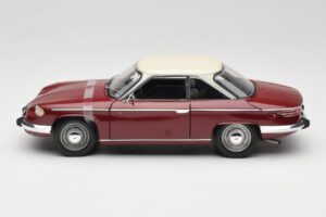 Panhard 24 CT Sarkans Solido 1:18 1832500 Metāls — attēls 4 no 8