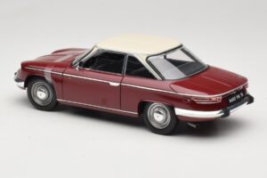 Panhard 24 CT Sarkans Solido 1:18 1832500 Metāls — attēls 7 no 8