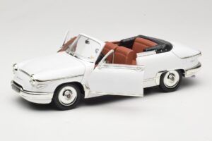 Panhard PL17 Kabriolets Balts Solido 1:18 8174 Metāls — attēls 2 no 8