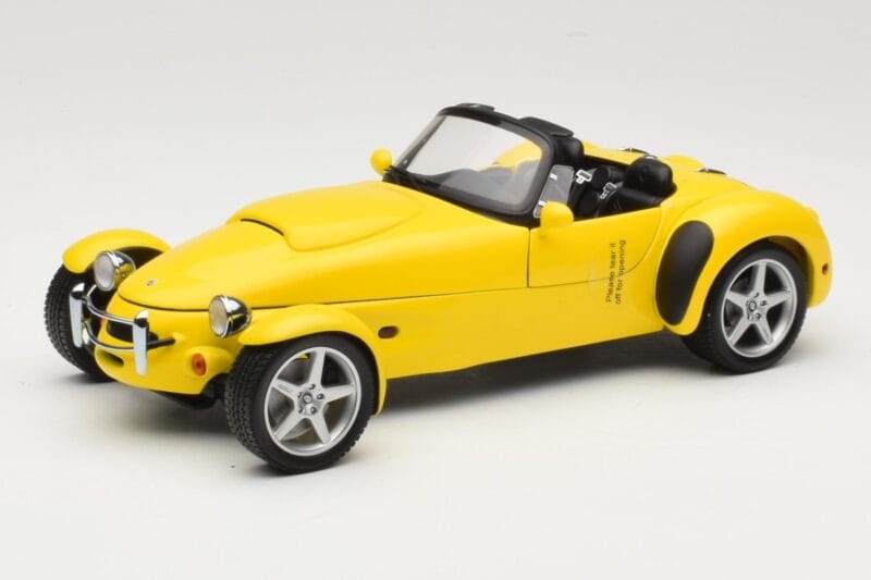 Panoz AIV Roadster Dzeltens AUTOart 1:18 78213 Metāls