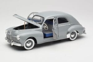 Peugeot 203 Gris Clair Solido 1:18 8145 Metāls — attēls 2 no 8
