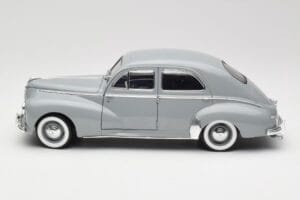 Peugeot 203 Gris Clair Solido 1:18 8145 Metāls — attēls 4 no 8