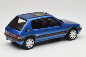 Peugeot 205 1.9 GTI Le Mans Miami Blue Otto 1:18 OT1153 Sveķi — attēls 2 no 6