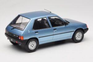 Peugeot 205 Zils MCG 1:18 MCG18491 Metāls — attēls 2 no 6