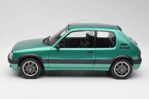 Peugeot 205 GTI Griffe Otto 1:12 G017 Sveķi — attēls 3 no 6