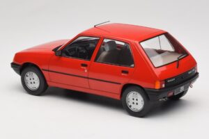 Peugeot 205 Sarkans MCG 1:18 MCG18492 Metāls — attēls 5 no 6