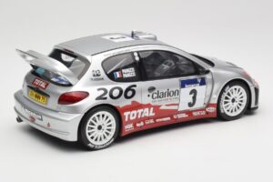 Peugeot 206 WRC #3 G. Panizzi / H. Panizzi Rally Tour de Corse 2002 Otto 1:18 OT1085 Sveķi — attēls 2 no 6