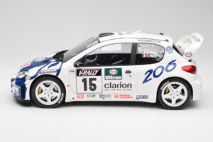 Peugeot 206 WRC G. Panizzi / H. Panizzi Tour de Corse 1999 Otto 1:12 G081 Sveķi — attēls 3 no 6