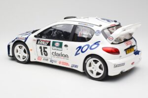Peugeot 206 WRC G. Panizzi / H. Panizzi Tour de Corse 1999 Otto 1:12 G081 Sveķi — attēls 5 no 6