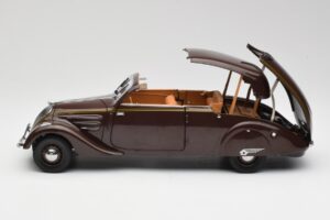 Peugeot 402 Eclipse Šokolāde Norev 1:18 184873 Metāls — attēls 6 no 12