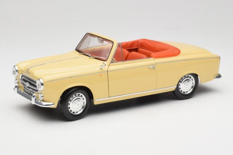 Peugeot 403 Kabriolets Smilšu Dzeltens Solido 1:18 8165 Metāls