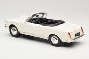 Peugeot 404 Kabriolets Balts Norev 1:18 184746 Metāls — attēls 7 no 8