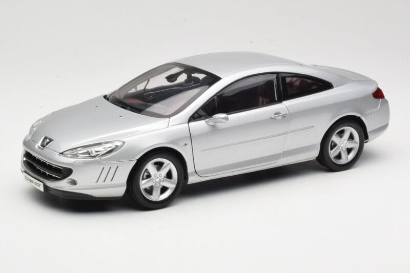 Peugeot 407 Coupe Sudrabs Norev 1:18 184747 Metāls
