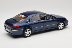 Peugeot 607 Phase II 3.0 V6 Zils Otto 1:18 OT485 Sveķi — attēls 2 no 6