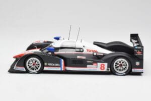 Peugeot 908 HDi LMP1 #8 S. Sarrazin / P. Lamy / S. Bourdais 24 Hours of Le Mans 2nd 2007 Minichamps 1:18 150071208 Metāls — attēls 3 no 6