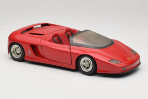 Pininfarina Mythos Sarkans Revell 1:18 8806 Metāls — attēls 6 no 8