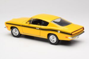 Plymouth Barracuda Dzeltens Road Legends 1:18 92178 Metāls — attēls 7 no 8