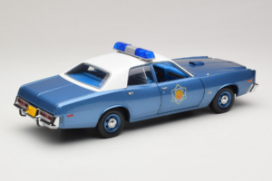 Plymouth Fury Police Pursuit Smokey and the Bandit GreenLight 1:18 19044 Metāls — attēls 3 no 8