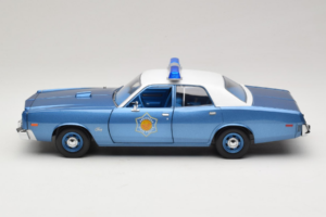 Plymouth Fury Police Pursuit Smokey and the Bandit GreenLight 1:18 19044 Metāls — attēls 4 no 8