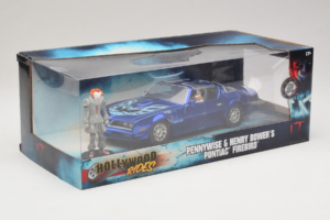 Pontiac Firebird Pennywise With Figure Jada 1:24 31118 Metāls — attēls 2 no 3