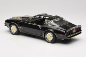 Pontiac Firebird Trans Am SE Smokey and the Bandit Joyride 1:18 33121 Metāls — attēls 7 no 8