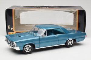 Pontiac GTO Hurst Edition Zils Maisto 1:18 531885 Metāls — attēls 8 no 8