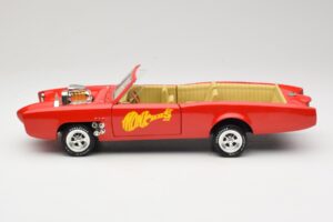 Pontiac GTO Monkeemobile Sarkans ERTL 1:18 33150 Metāls — attēls 4 no 8