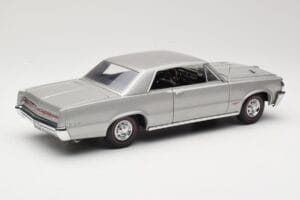 Pontiac GTO Sudrabs Sun Star 1:18 1821 Metāls — attēls 3 no 8