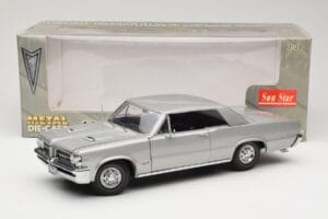 Pontiac GTO Sudrabs Sun Star 1:18 1821 Metāls — attēls 8 no 8