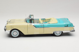 Pontiac Star Chief I Love Lucy Nautilus Blue Balts Sun Star 1:18 5057 Metāls — attēls 4 no 7