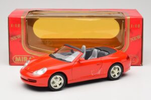 Porsche 911 996 Kabriolets Sarkans Mira 1:18 6930 Metāls — attēls 8 no 8