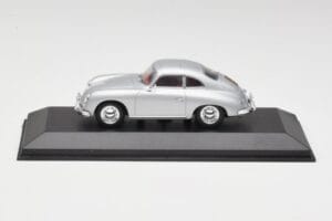Porsche 356B Coupe Sudrabs Minichamps 1:43 400064321 Metāls