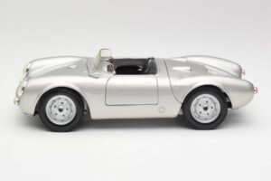 Porsche 550 A Spyder Sudrabs Maisto 1:18 50314 Metāls — attēls 4 no 8